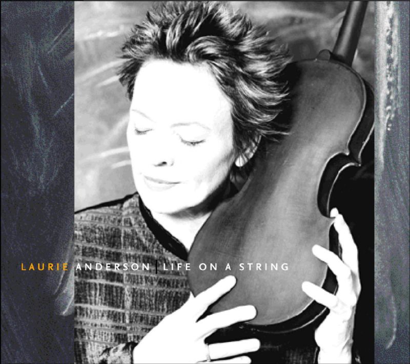 [实验]  老熟女 laurie anderson 的声音探索